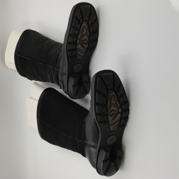 UGG women's size 7 black leather suede tall boots under knee pull on fuzzy - Picture 8 of 16